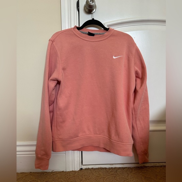 Nike sweatshirt - Picture 1 of 5
